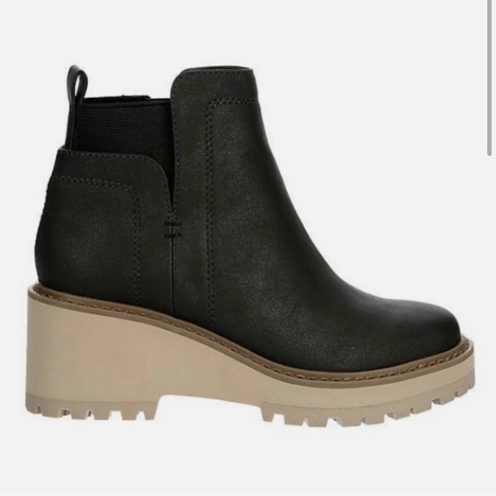 Dolce Vita Black Fury boot